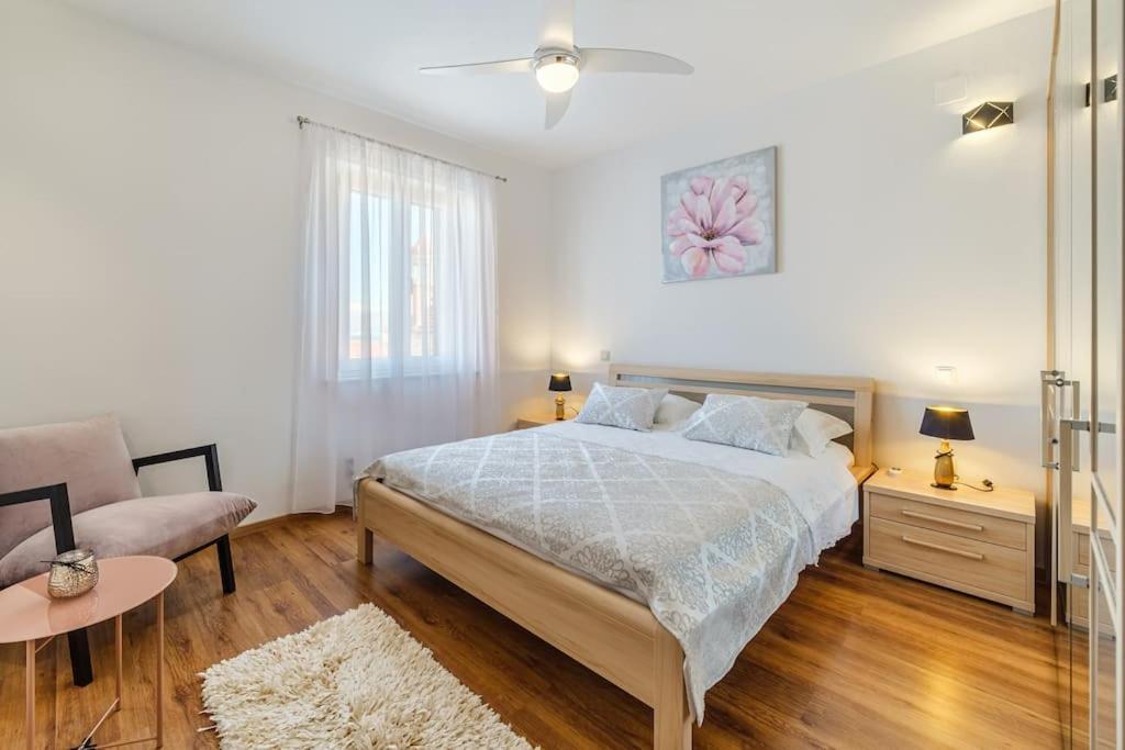 Peters Apartment سوتيفان المظهر الخارجي الصورة