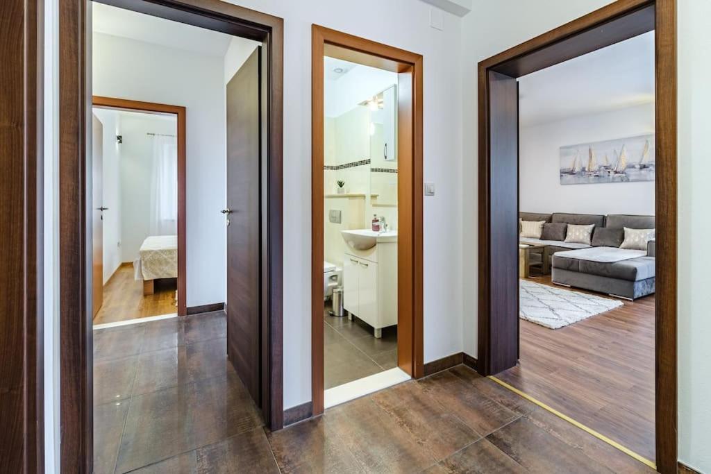 Peters Apartment سوتيفان المظهر الخارجي الصورة