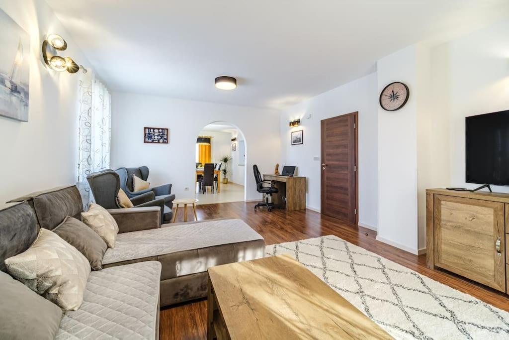 Peters Apartment سوتيفان المظهر الخارجي الصورة